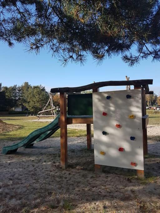 3 Bedroom Chalet On Camping Gt Balen Zewnętrze zdjęcie