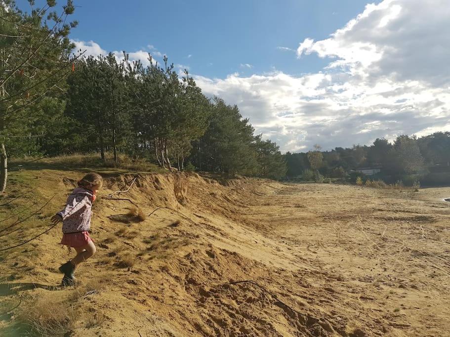 3 Bedroom Chalet On Camping Gt Balen Zewnętrze zdjęcie