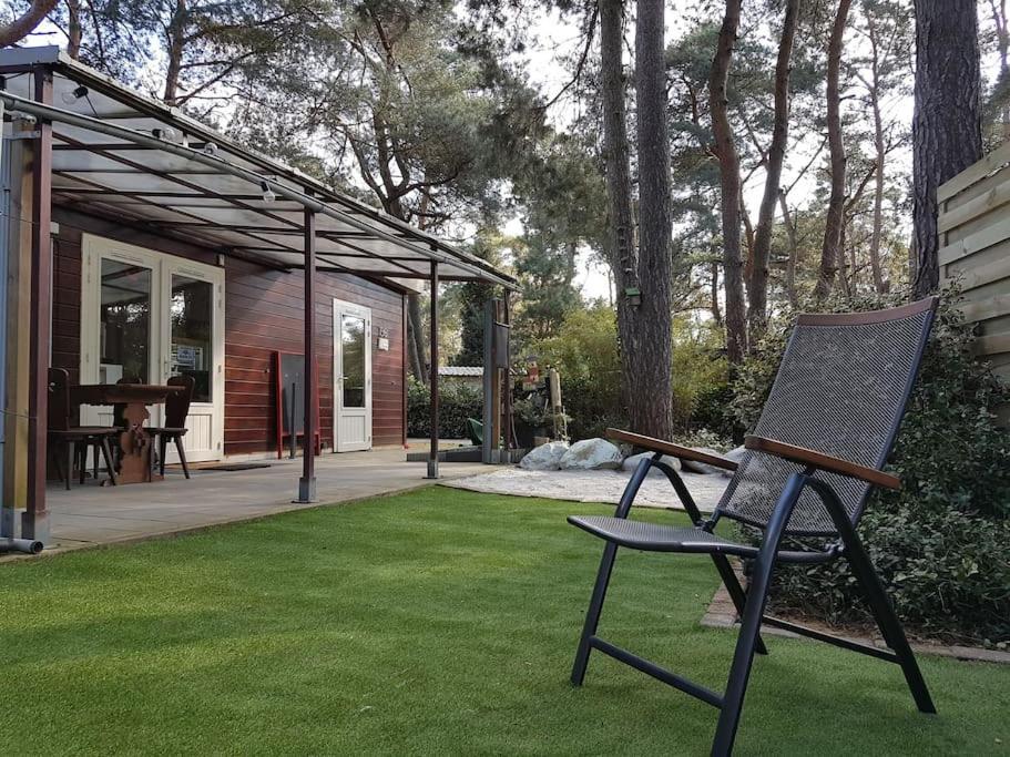 3 Bedroom Chalet On Camping Gt Balen Zewnętrze zdjęcie