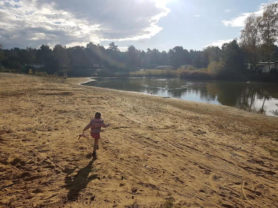 3 Bedroom Chalet On Camping Gt Balen Zewnętrze zdjęcie
