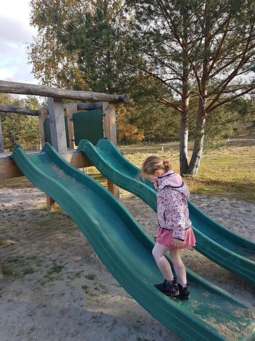 3 Bedroom Chalet On Camping Gt Balen Zewnętrze zdjęcie