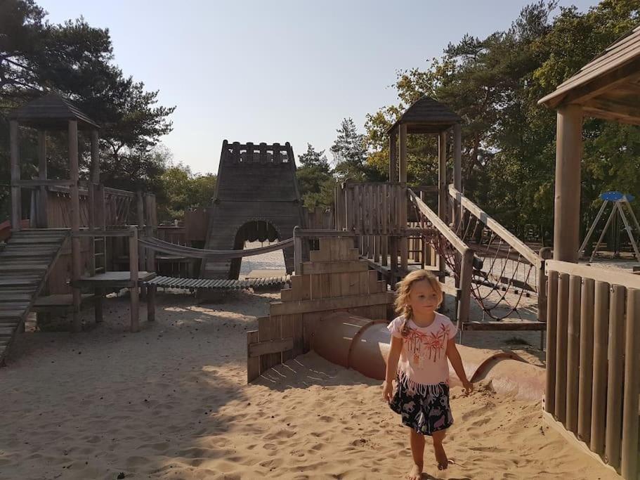 3 Bedroom Chalet On Camping Gt Balen Zewnętrze zdjęcie