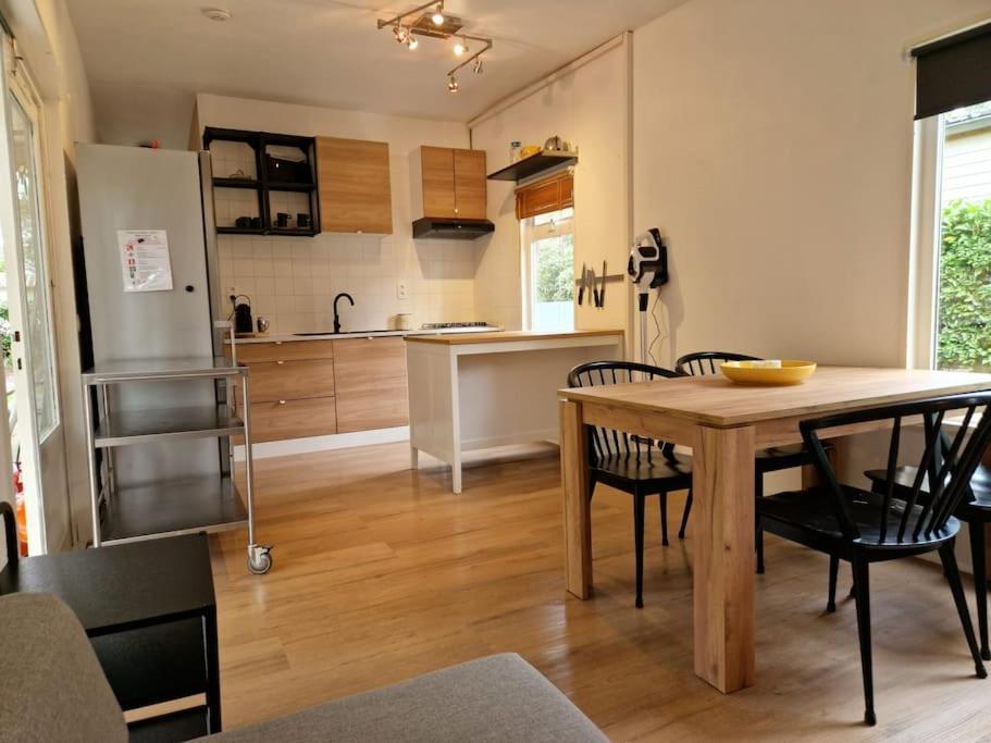 3 Bedroom Chalet On Camping Gt Balen Zewnętrze zdjęcie